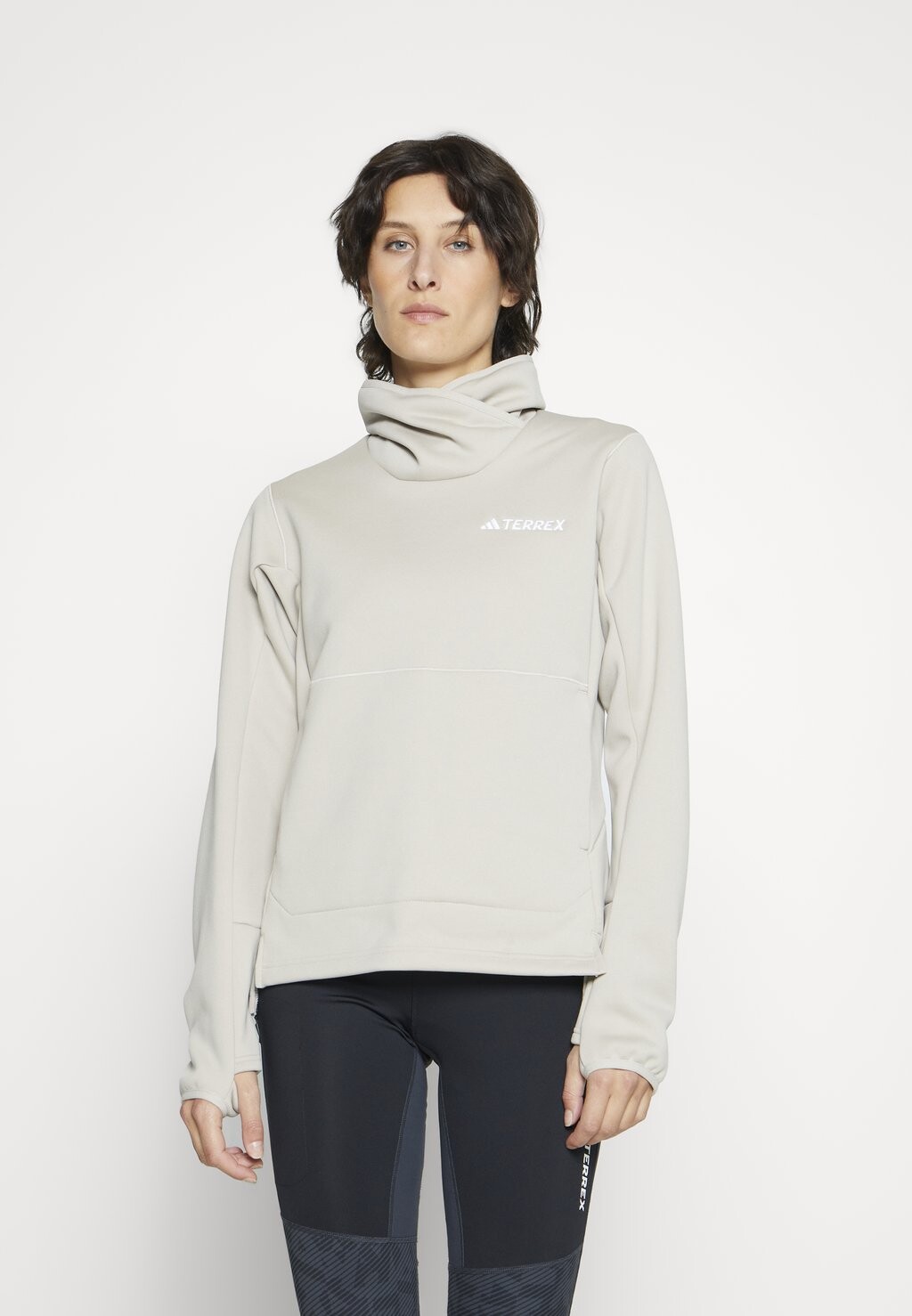 

Джемпер флисовый Adidas, бежевый