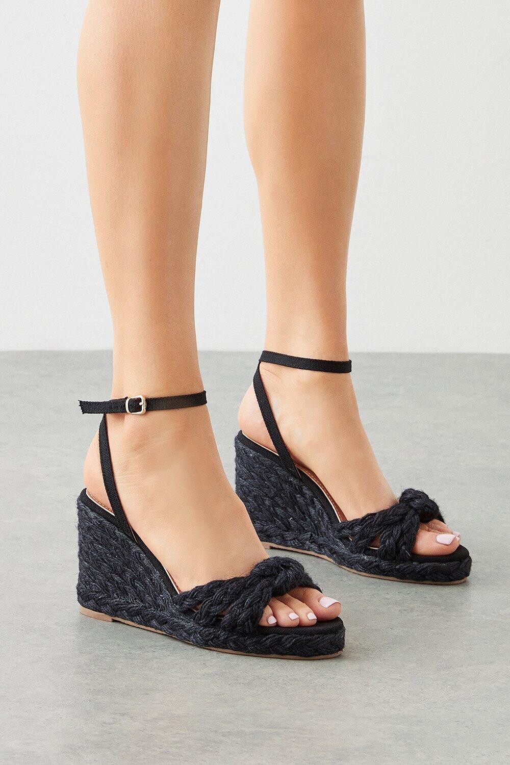 

Туфли Rosella на танкетке с веревочным узлом Dorothy Perkins, черный