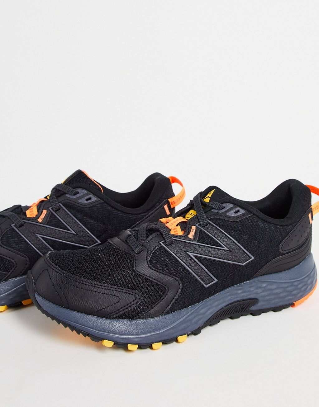 

Черные кроссовки New Balance Running 410