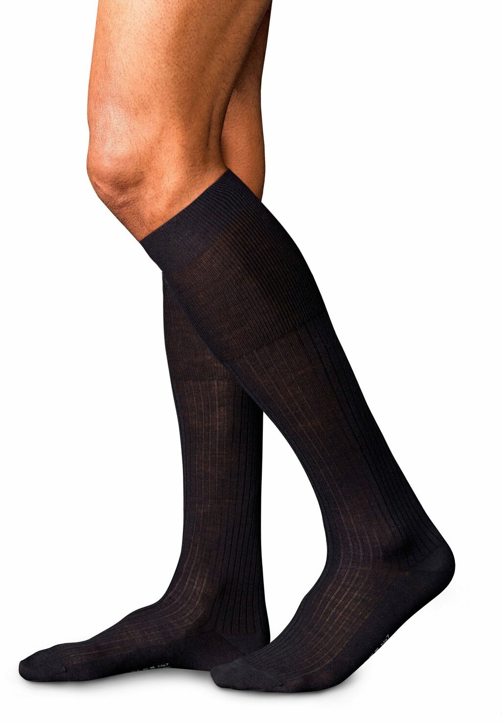 

Носки НЕТ. 7 FINEST MERINO LUXURY LINE FALKE, черный
