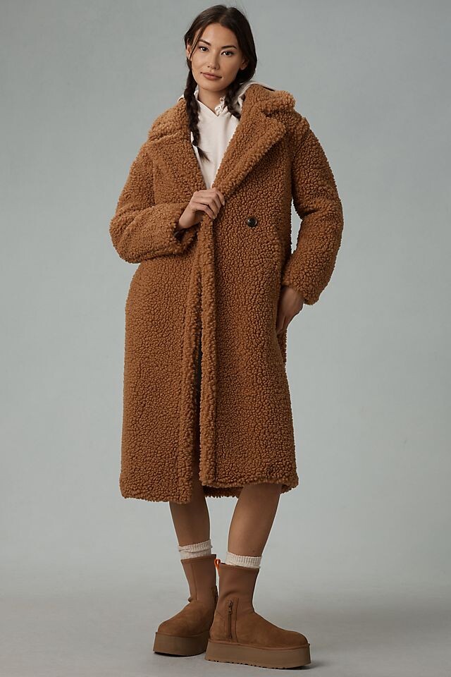 

Длинное плюшевое пальто UGG Gertrume, каштан
