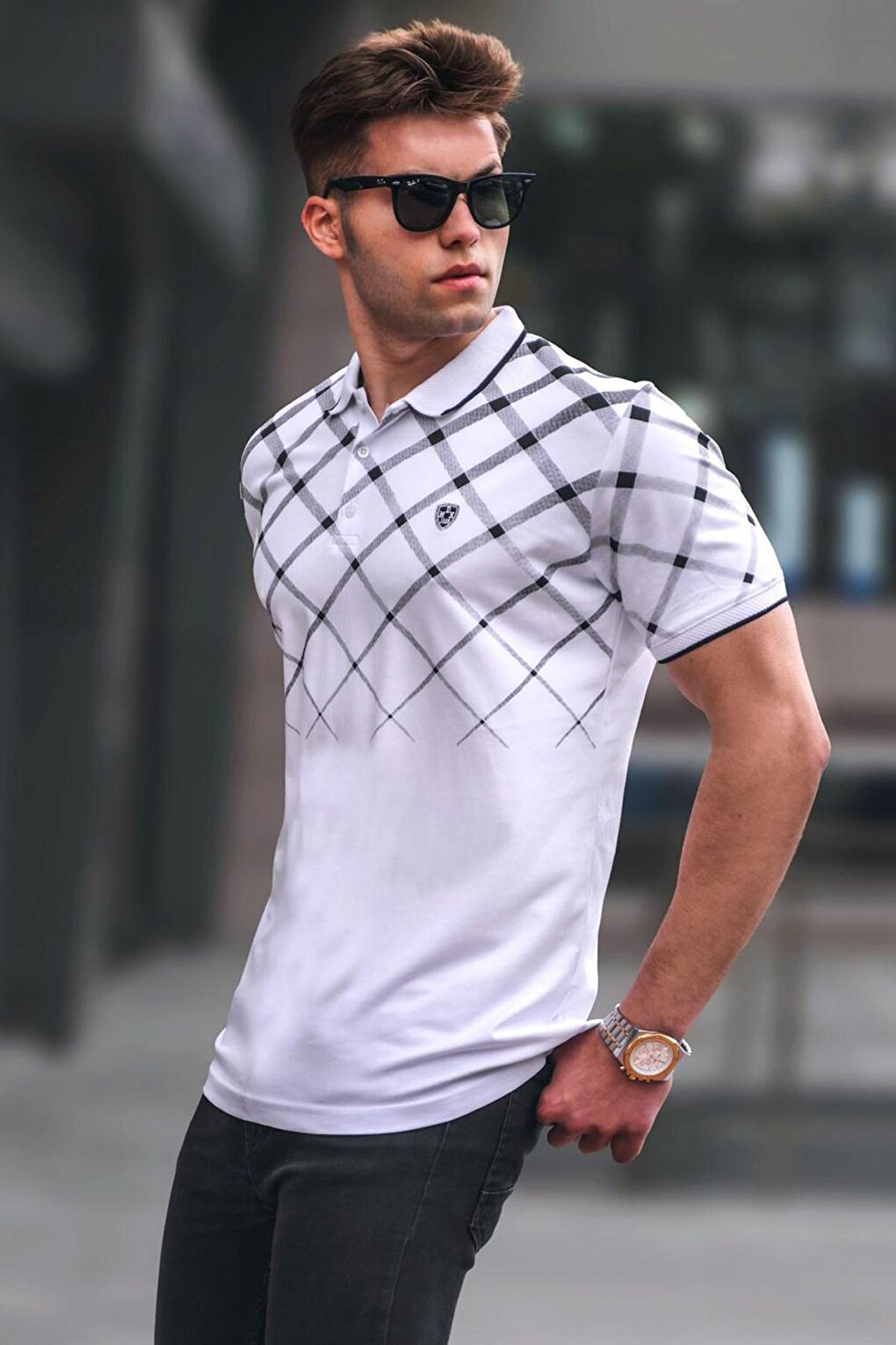 Белая мужская футболка с воротником-поло на пуговицах 5867 MADMEXT