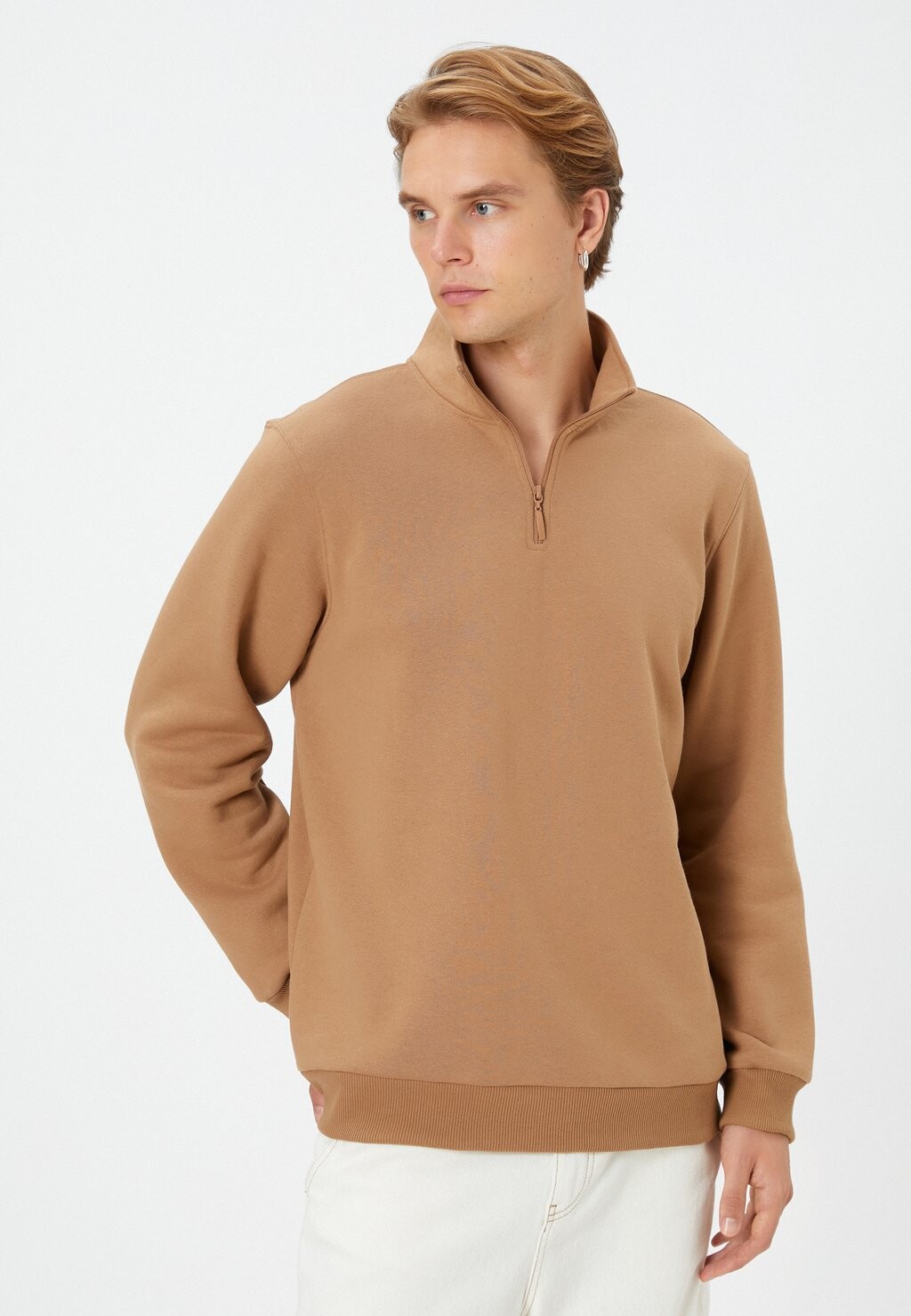 

Толстовка HALF ZIPPER HIGH NECK LONG SLEEVE Koton, цвет camel