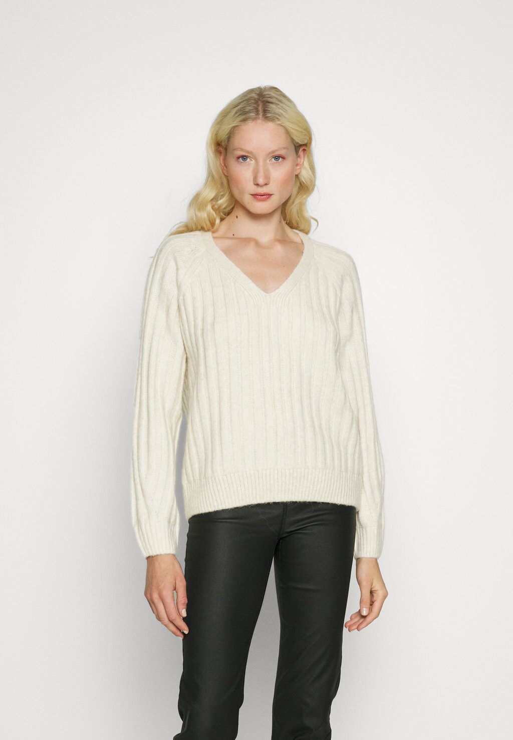 

Свитшот Gina Tricot СВИТЕР, цвет buttercream