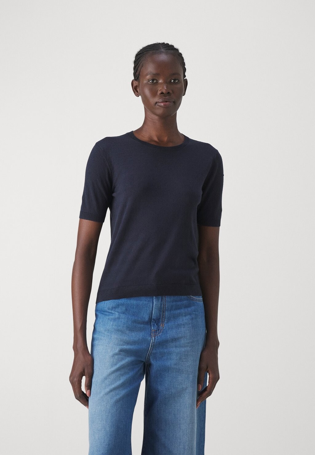 

Базовая футболка Civet WEEKEND MaxMara, цвет navy