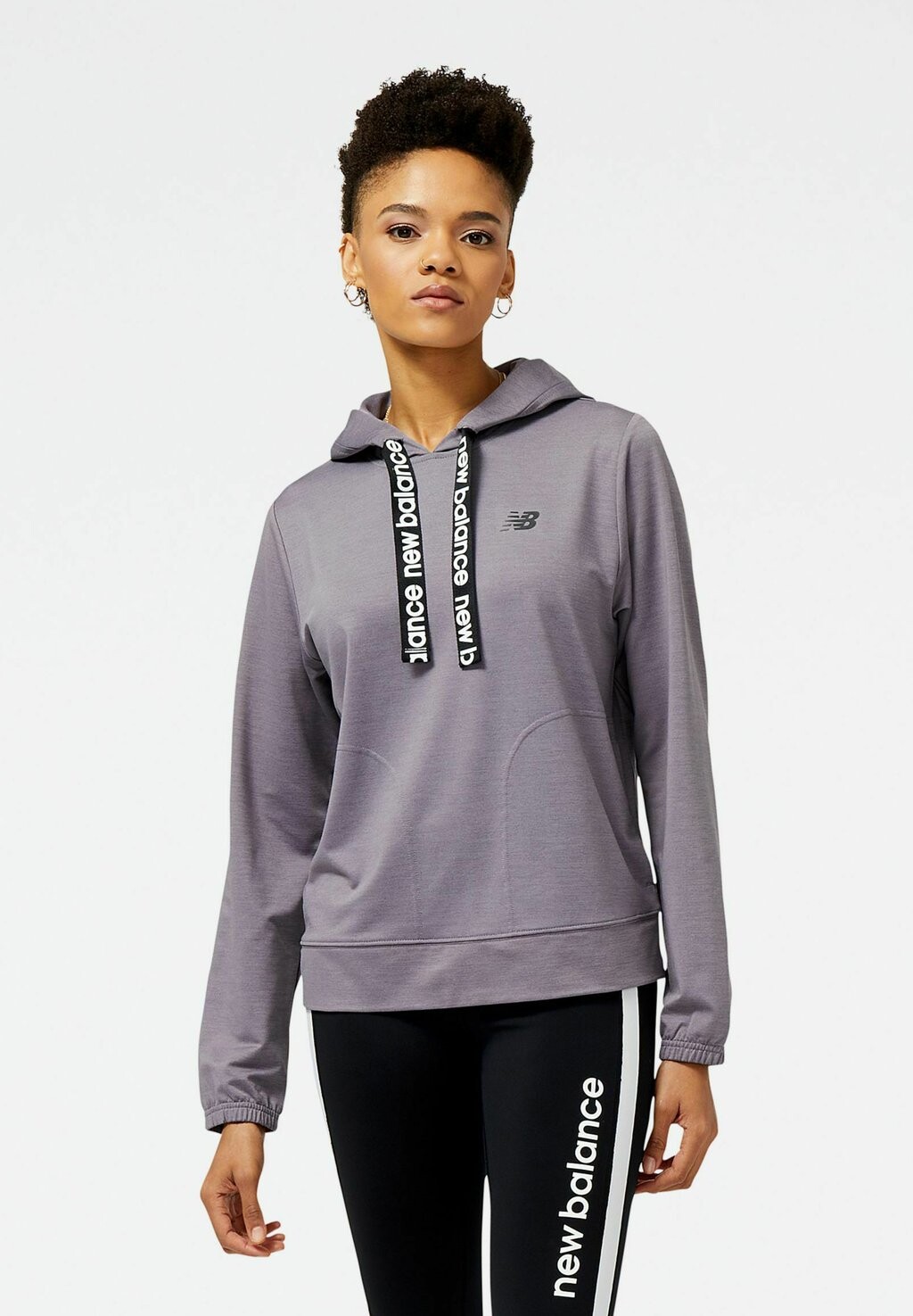 

Толстовка с капюшоном New Balance
