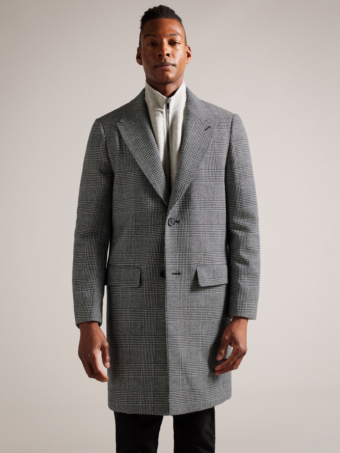 

Пальто Raydash в клетку из смесовой шерсти Ted Baker, серый