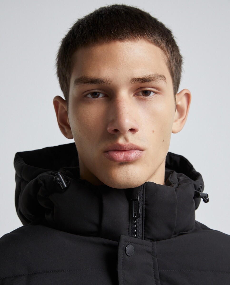 

Мужской плотный пуховик с водоотталкивающей пропиткой Easy Wear, черный
