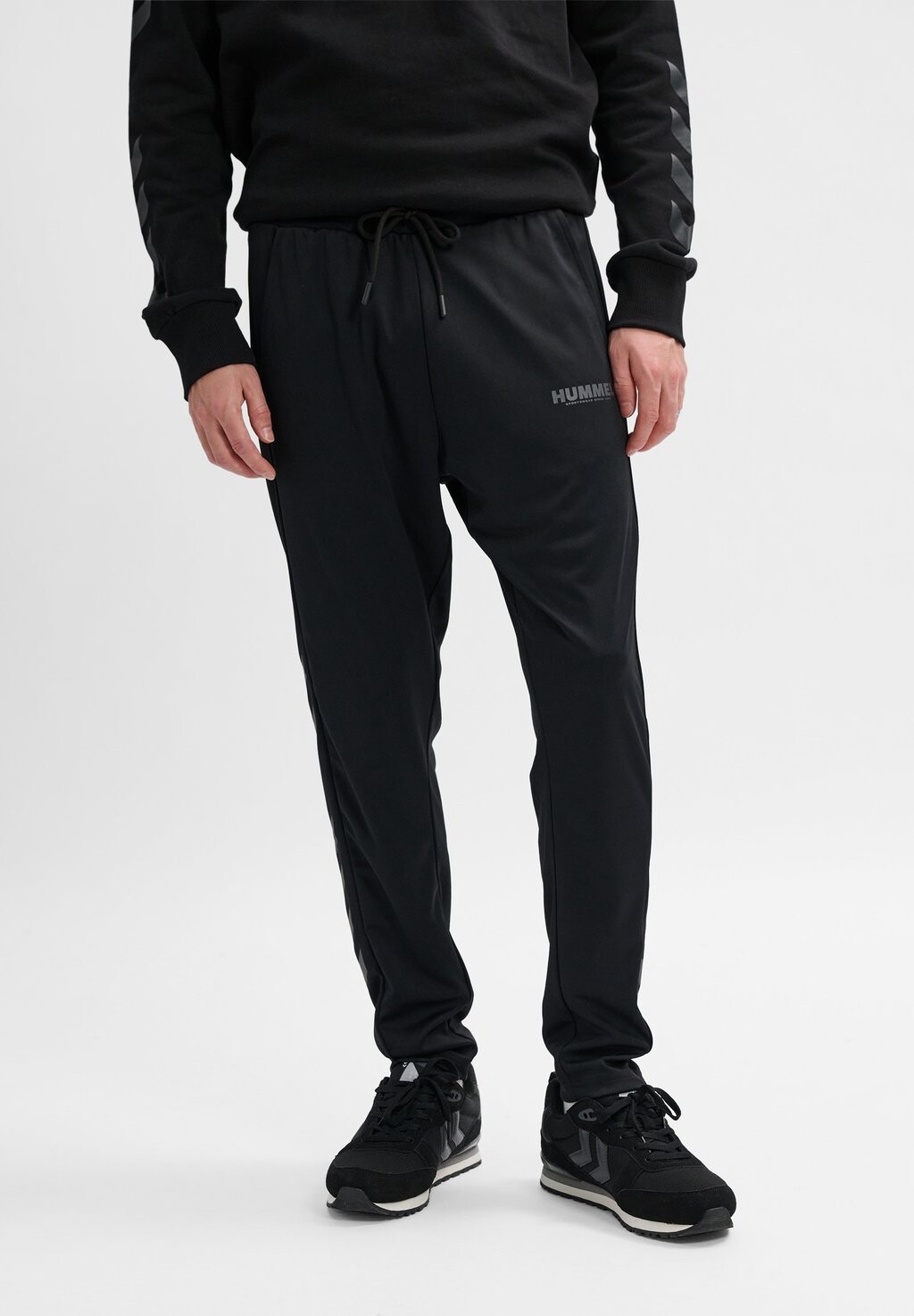 

Спортивные штаны LEGACY SUNE TAPERED Hummel, цвет black