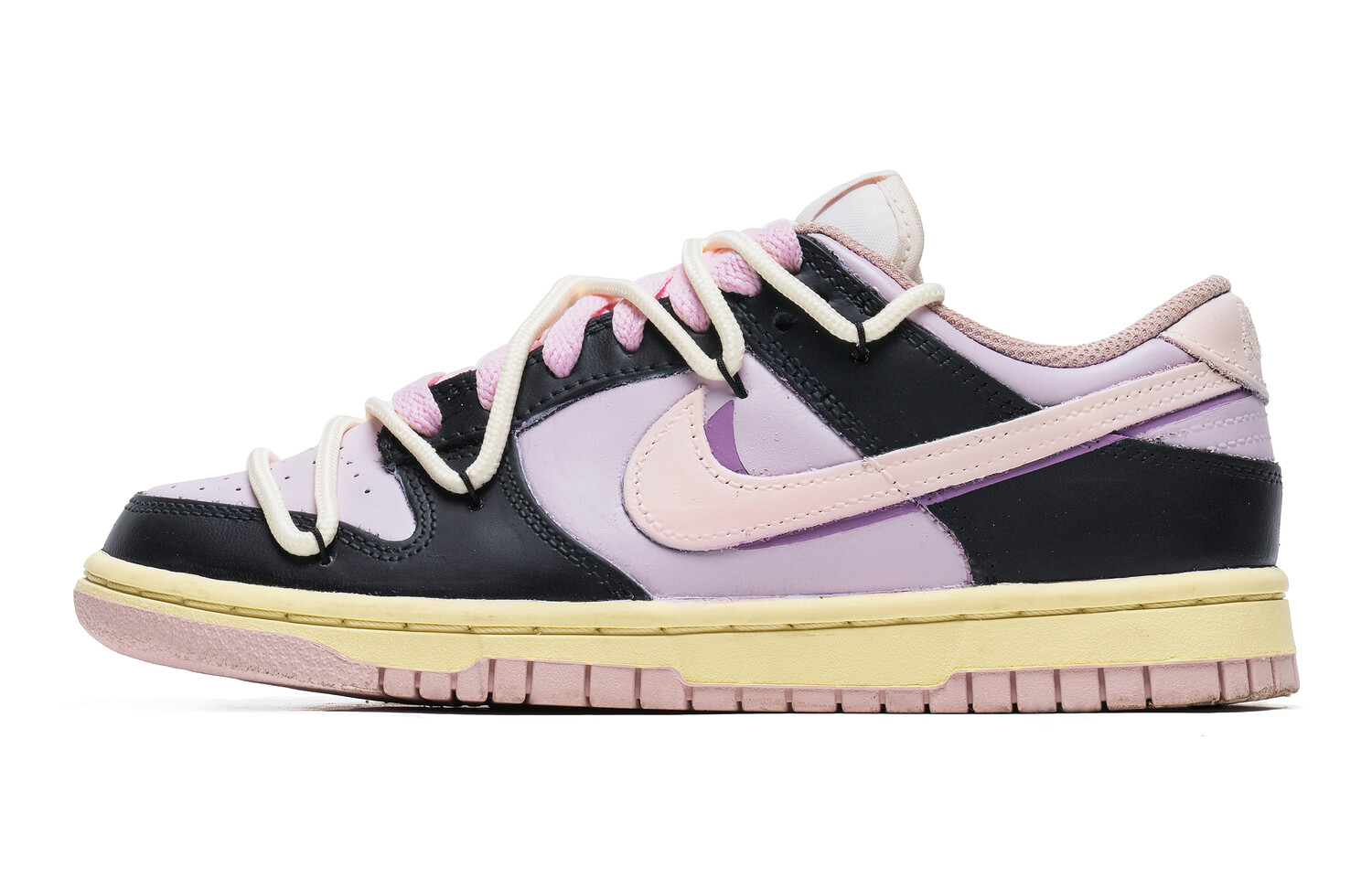 

Женские кроссовки для скейтбординга Nike Dunk