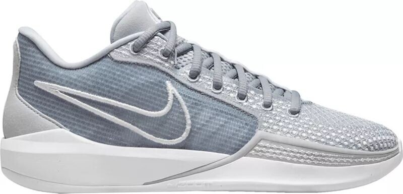 

Баскетбольные кроссовки Nike Sabrina 1, мультиколор