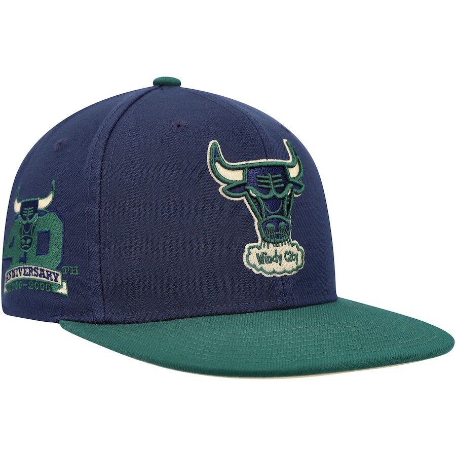 

Бейсболка Mitchell & Ness Chicago Bulls, нави