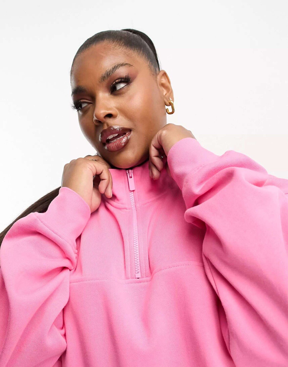 

Розовый свитшот с половиной молнии ASOS Curve