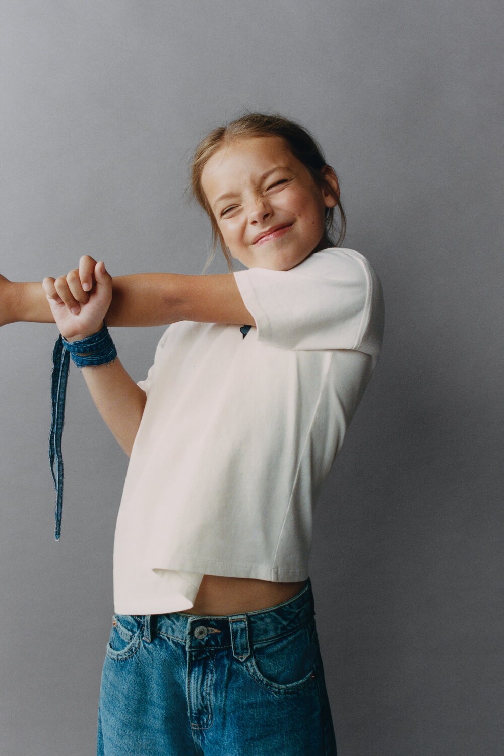 

Футболка lilo & stitch surfer disney Zara, бежевый