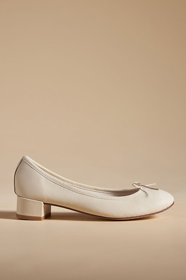 

Балетки Repetto Camille на каблуке, бежевый