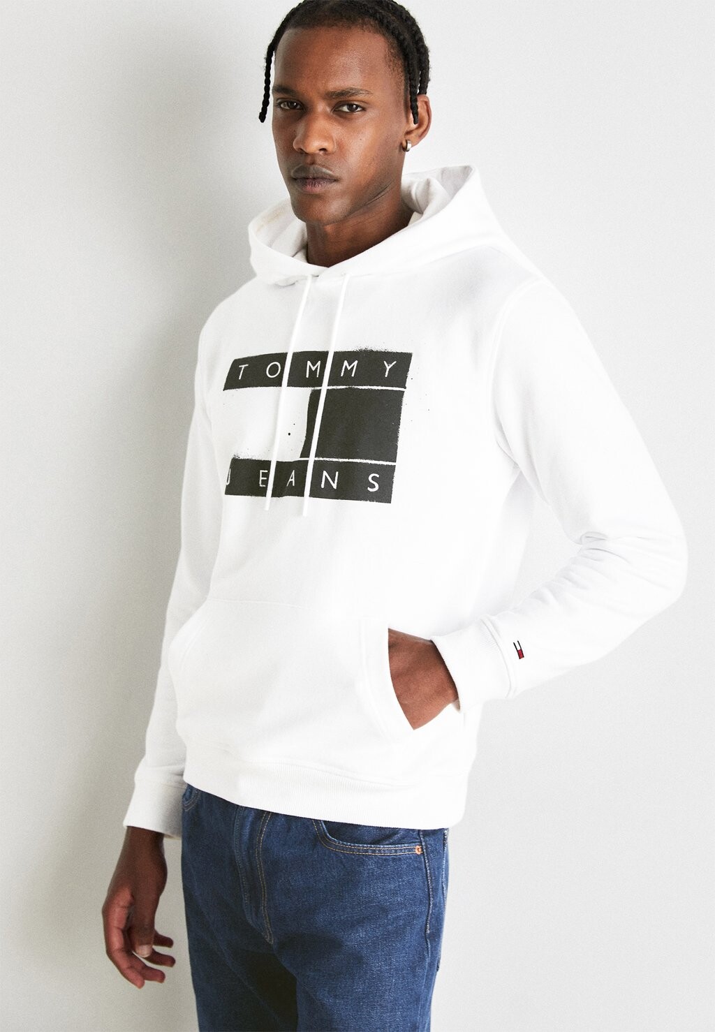 

Толстовка Tommy Jeans, белый