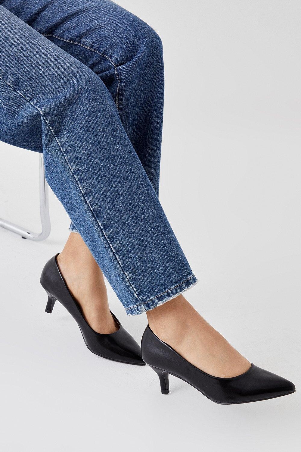 

Туфли-лодочки Dover на каблуке-котенке Dorothy Perkins, черный