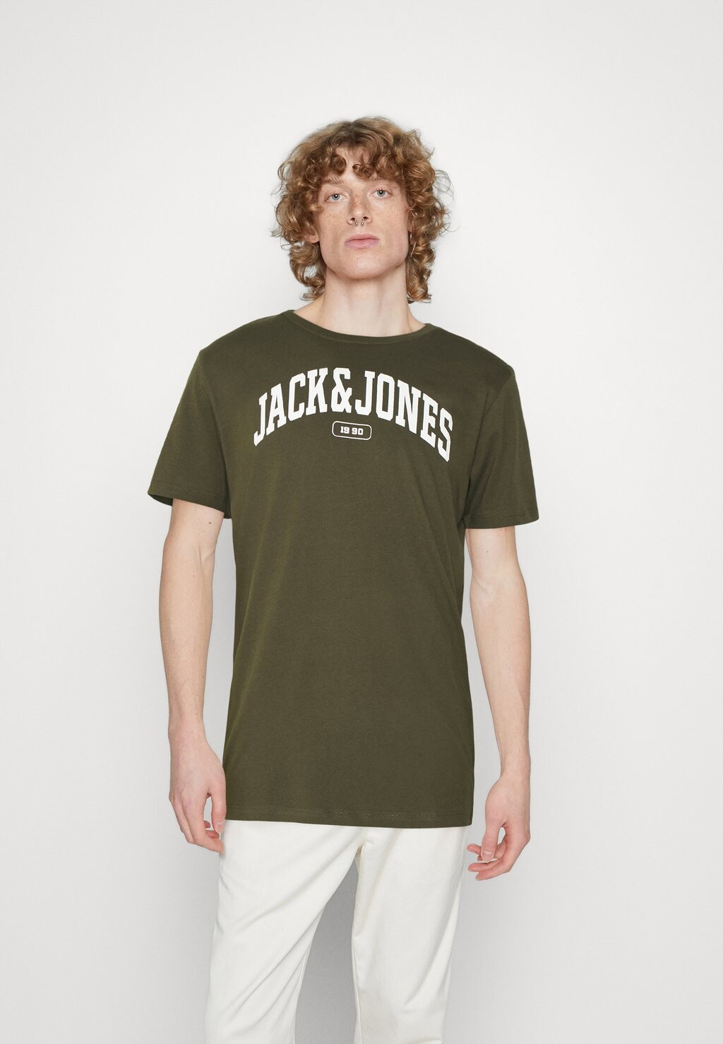 

Футболка с принтом Jack & Jones, оливковый