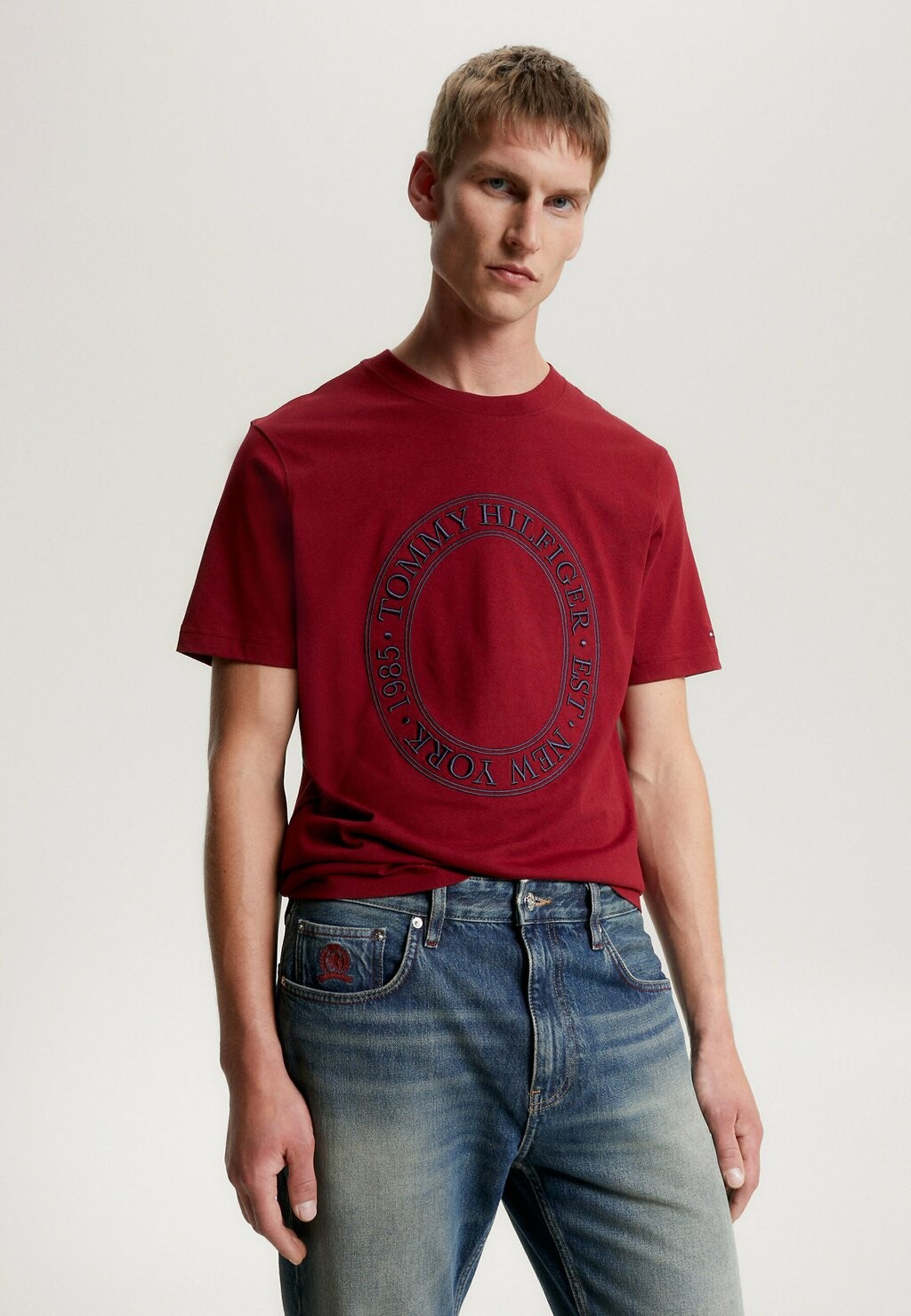 

Футболка с принтом Logo Embroidery Tommy Hilfiger, красный