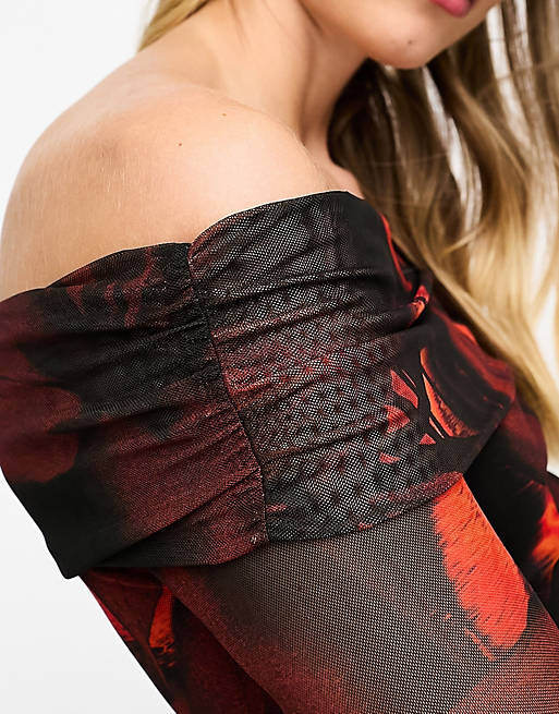 

Красный топ с открытыми плечами и сборками ASOS DESIGN