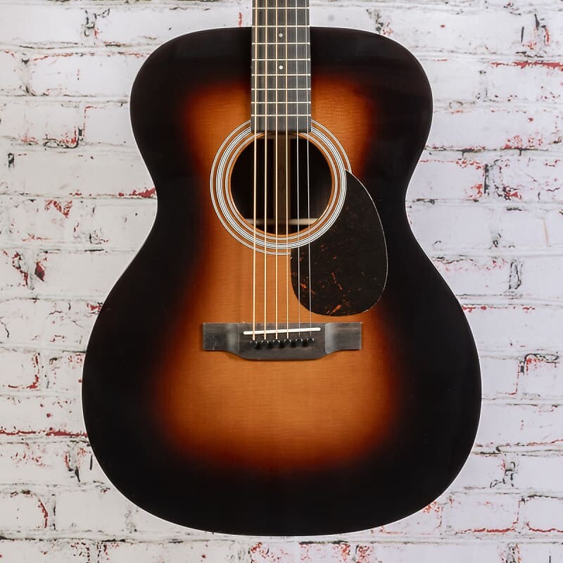 

Акустическая гитара Martin - OM-21 Standard Series 1935 - Acoustic Guitar - Sunburst - w/ Hardshell Case - x7977