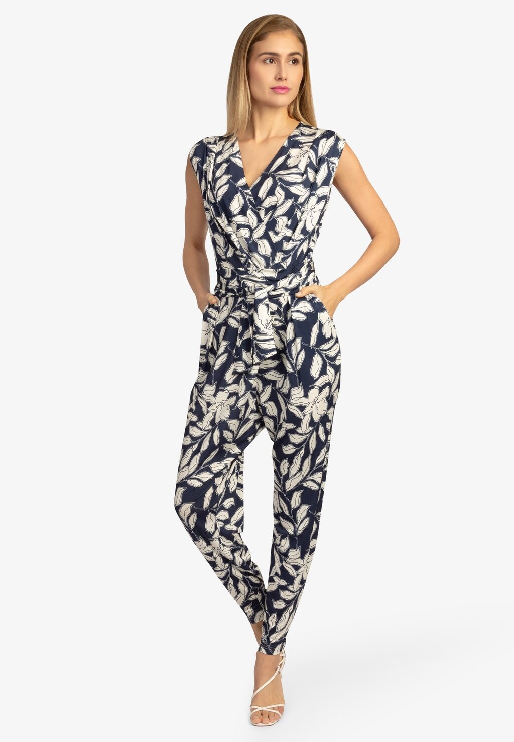 

Комбинезон Apart, цвет creme/navy