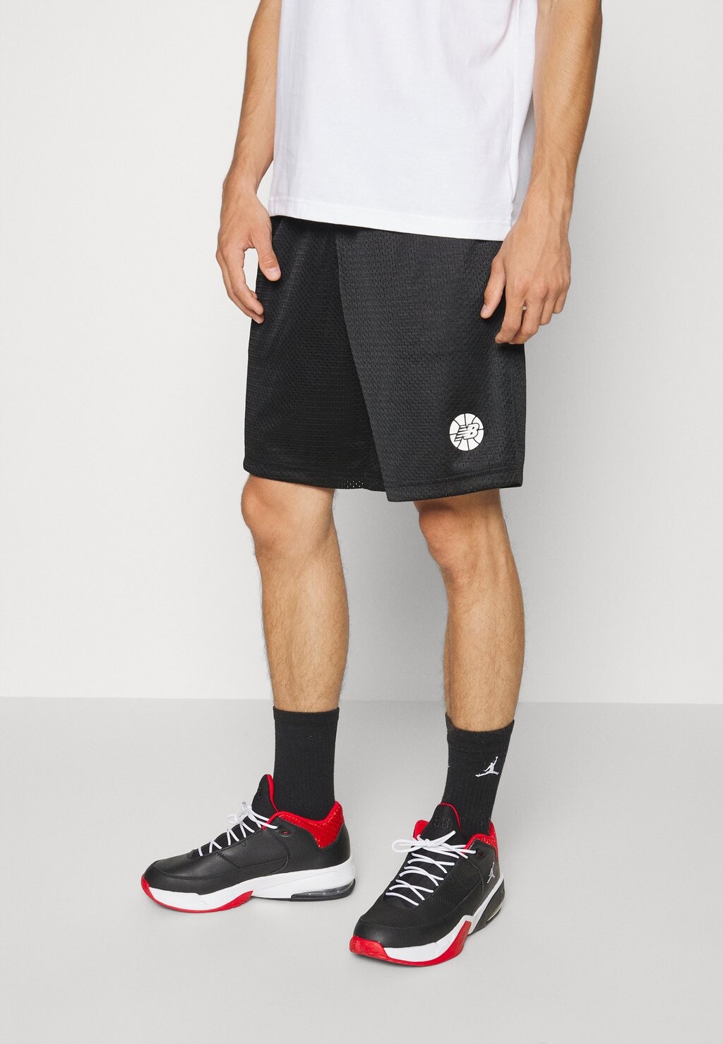 

Спортивные шорты HOOPS ESSENTIALS FUNDAMENTAL SHORT New Balance, цвет black