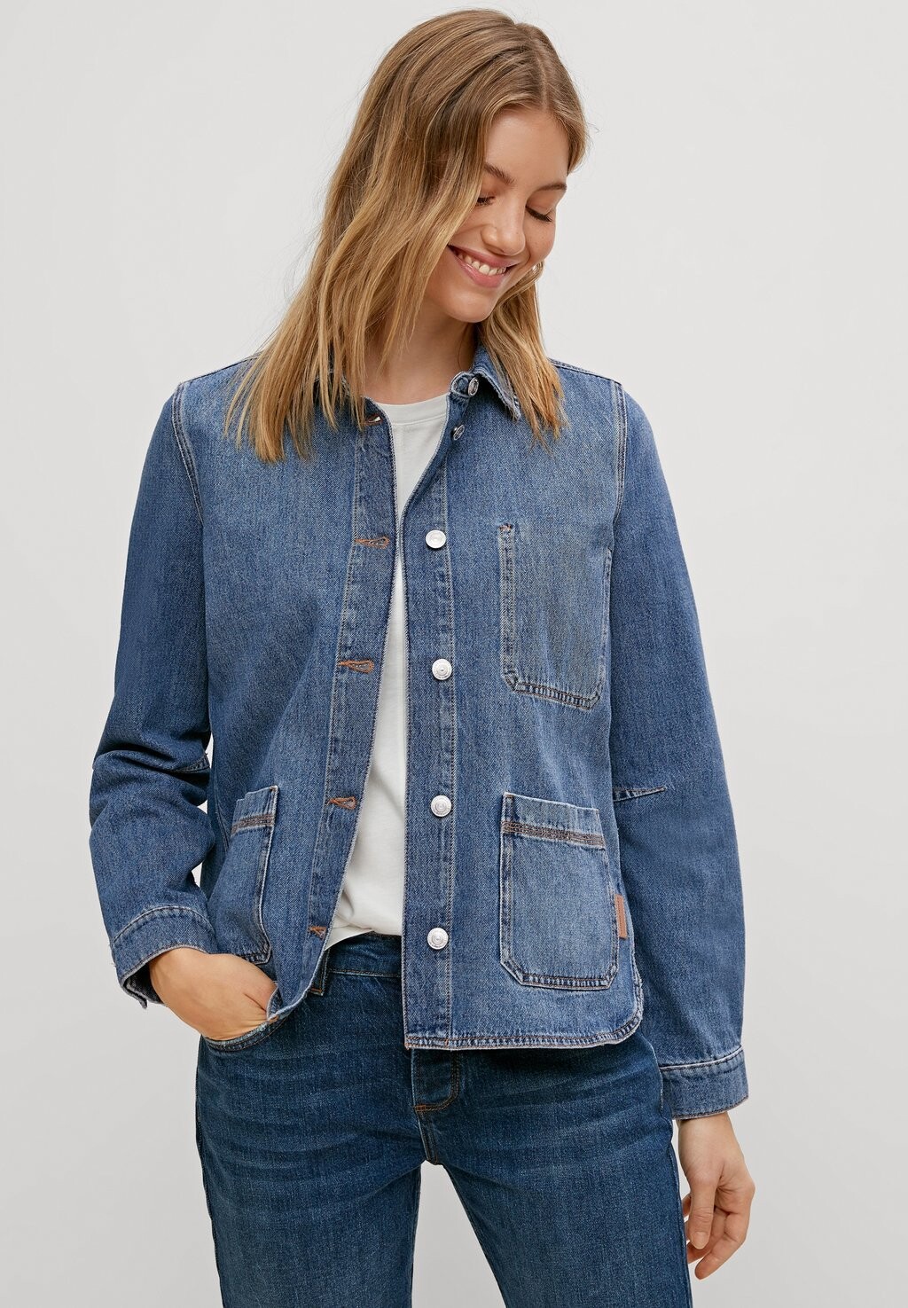 

Джинсовая куртка comma casual identity