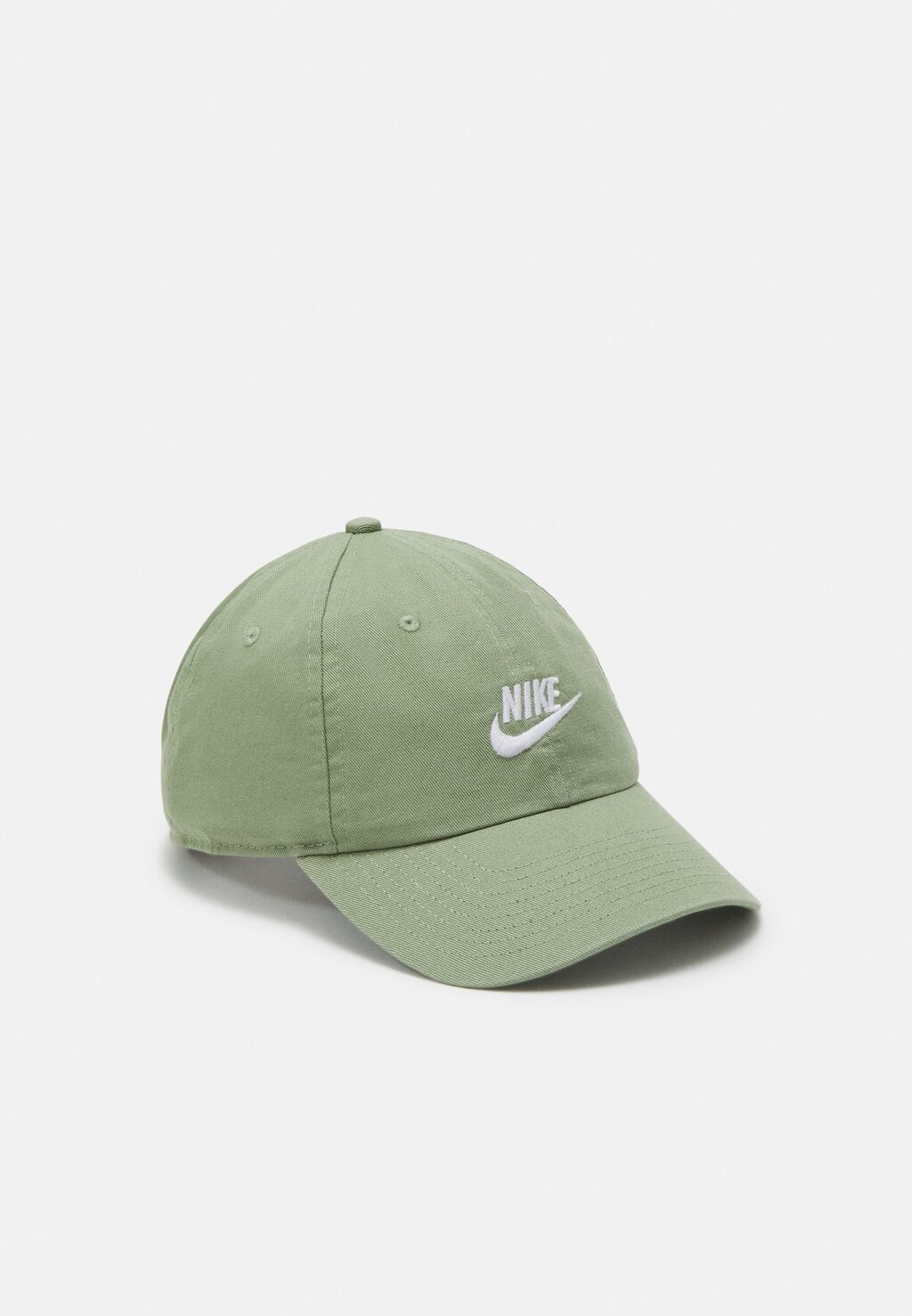 

Бейсболка Nike