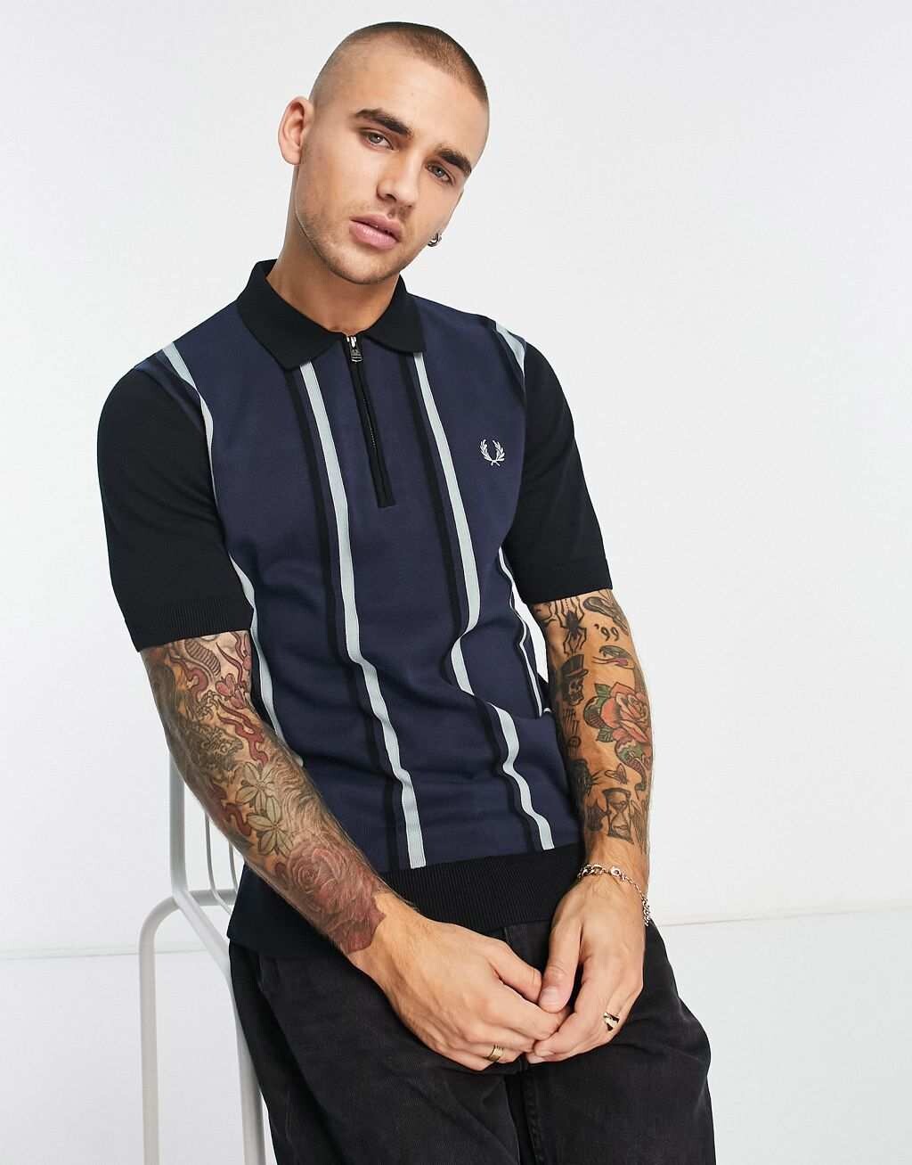 

Темно-синяя трикотажная рубашка-поло в вертикальную полоску Fred Perry