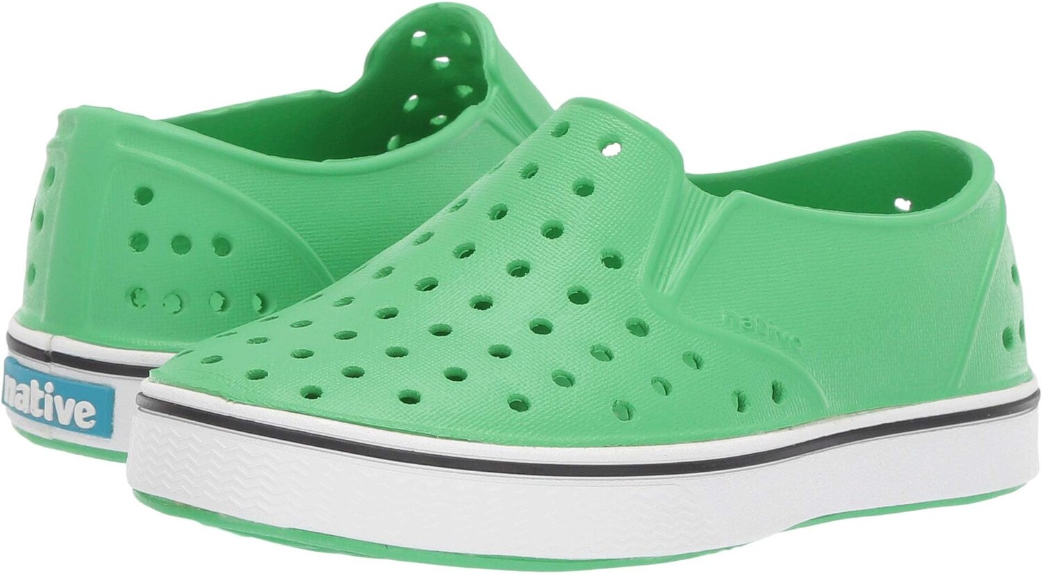

Кроссовки Miles Slip-On Native Shoes Kids, цвет Grasshopper Green/Shell White