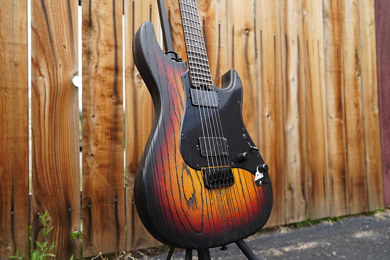 

Электрогитара ESP LTD SN-1000HT - Fire Blast 6-String Electric Guitar