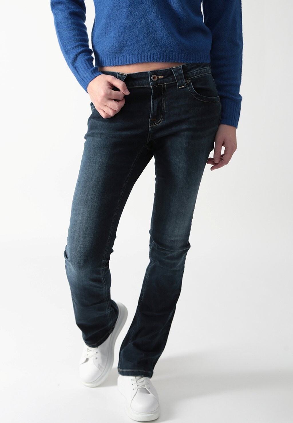 

Джинсы прямого кроя Miracle of Denim