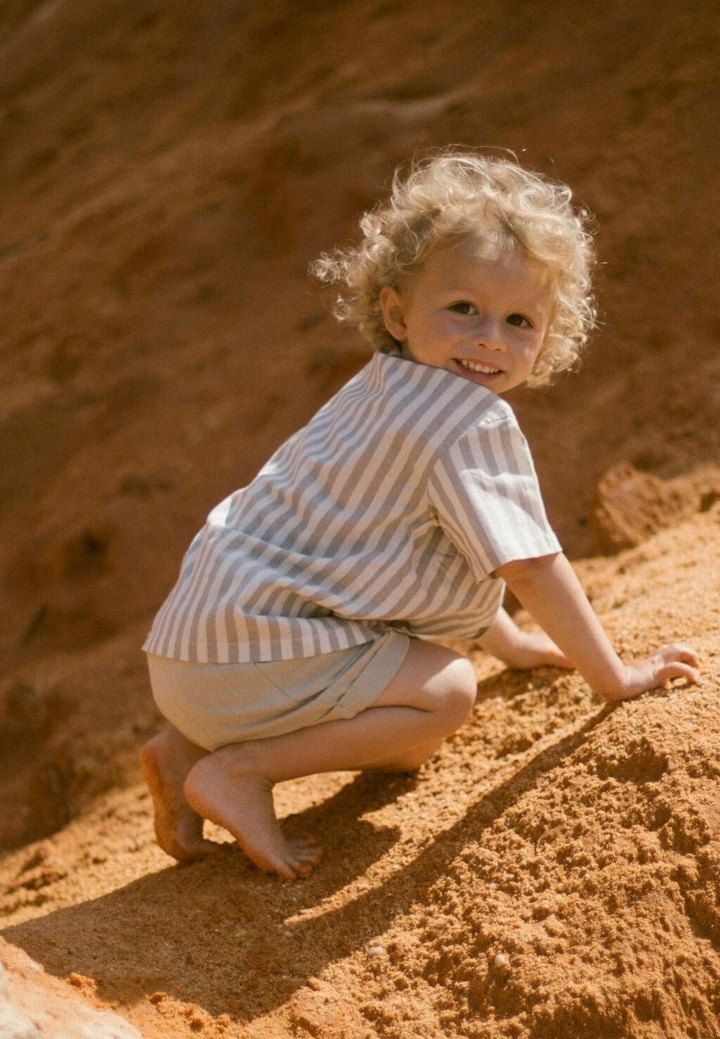 

Рубашка LOOSE FIT Lil' Atelier, цвет turtledove