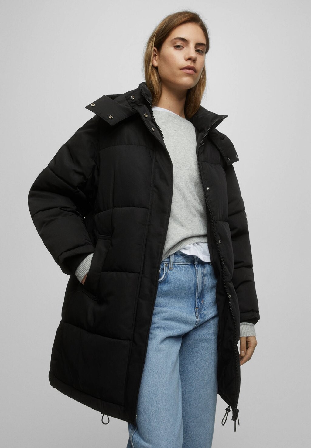 

Зимняя куртка PULL&BEAR