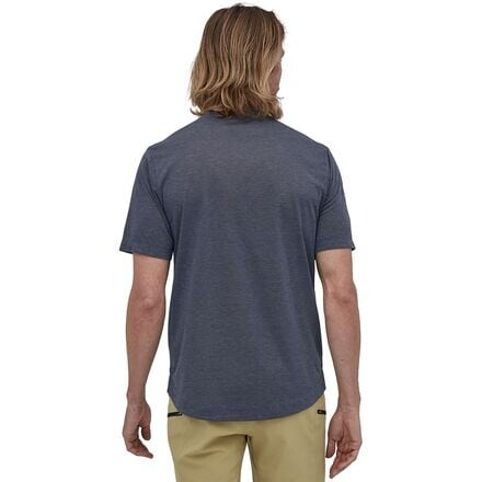 

Велосипед Capilene Cool Trail Bike Henley мужской Patagonia, цвет Classic Navy