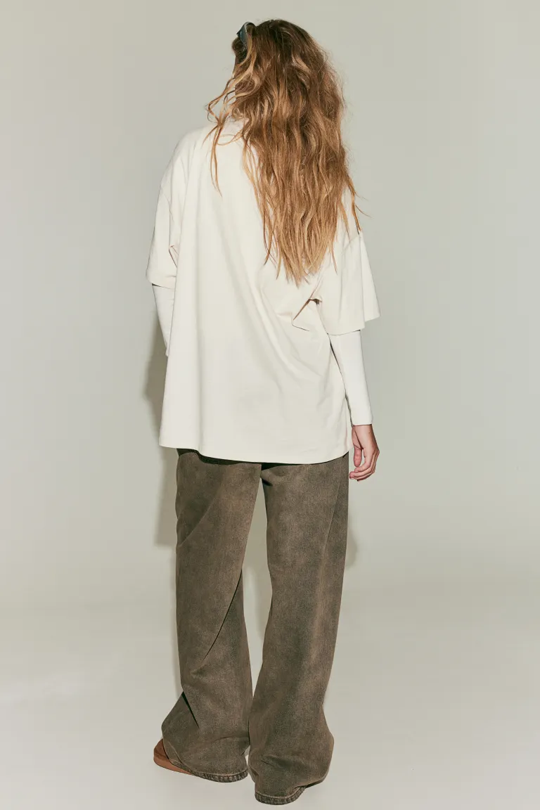 

Объемная футболка с принтом H&M, бежевый