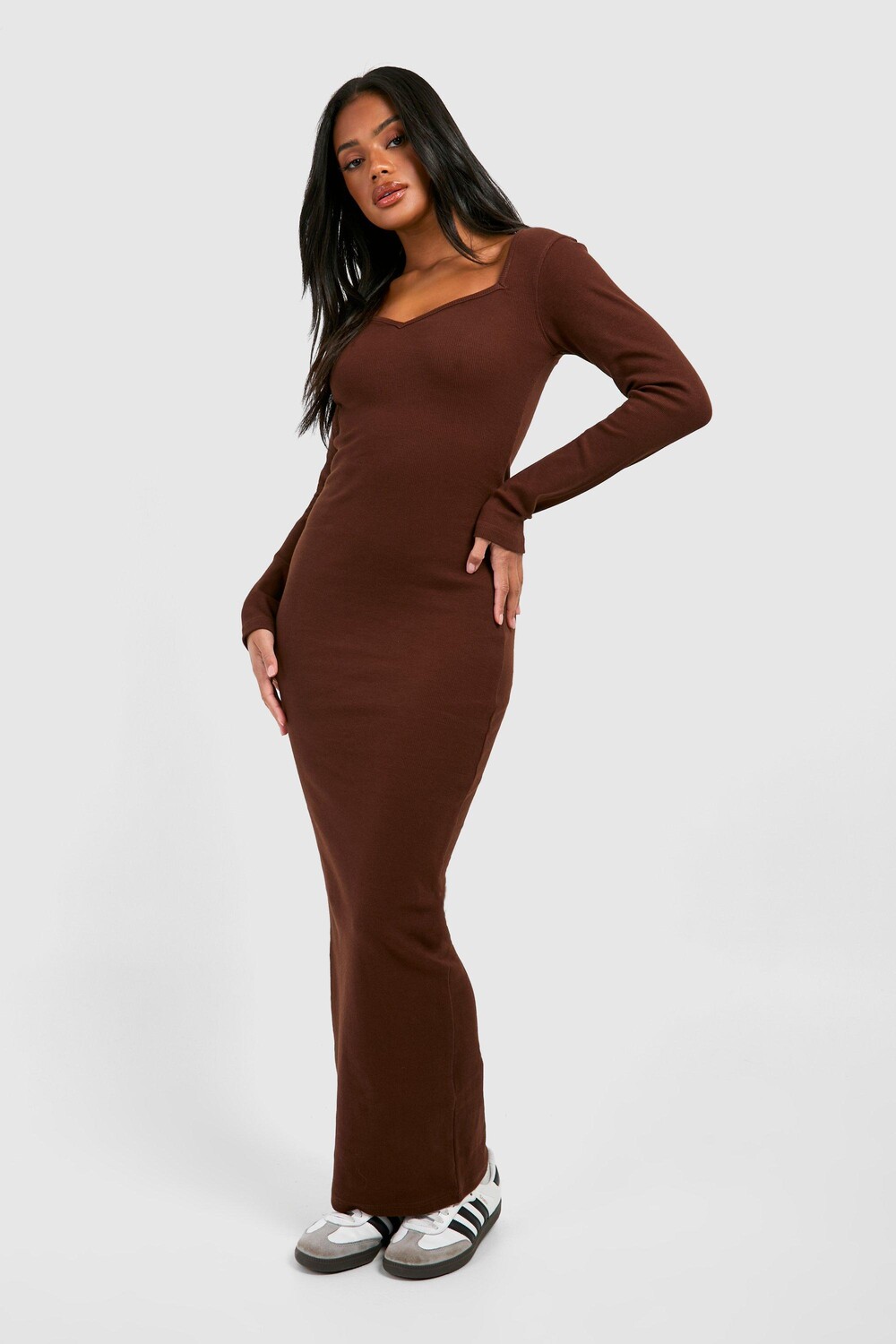 

Платье макси в рубчик с длинными рукавами Sweetheart boohoo, коричневый
