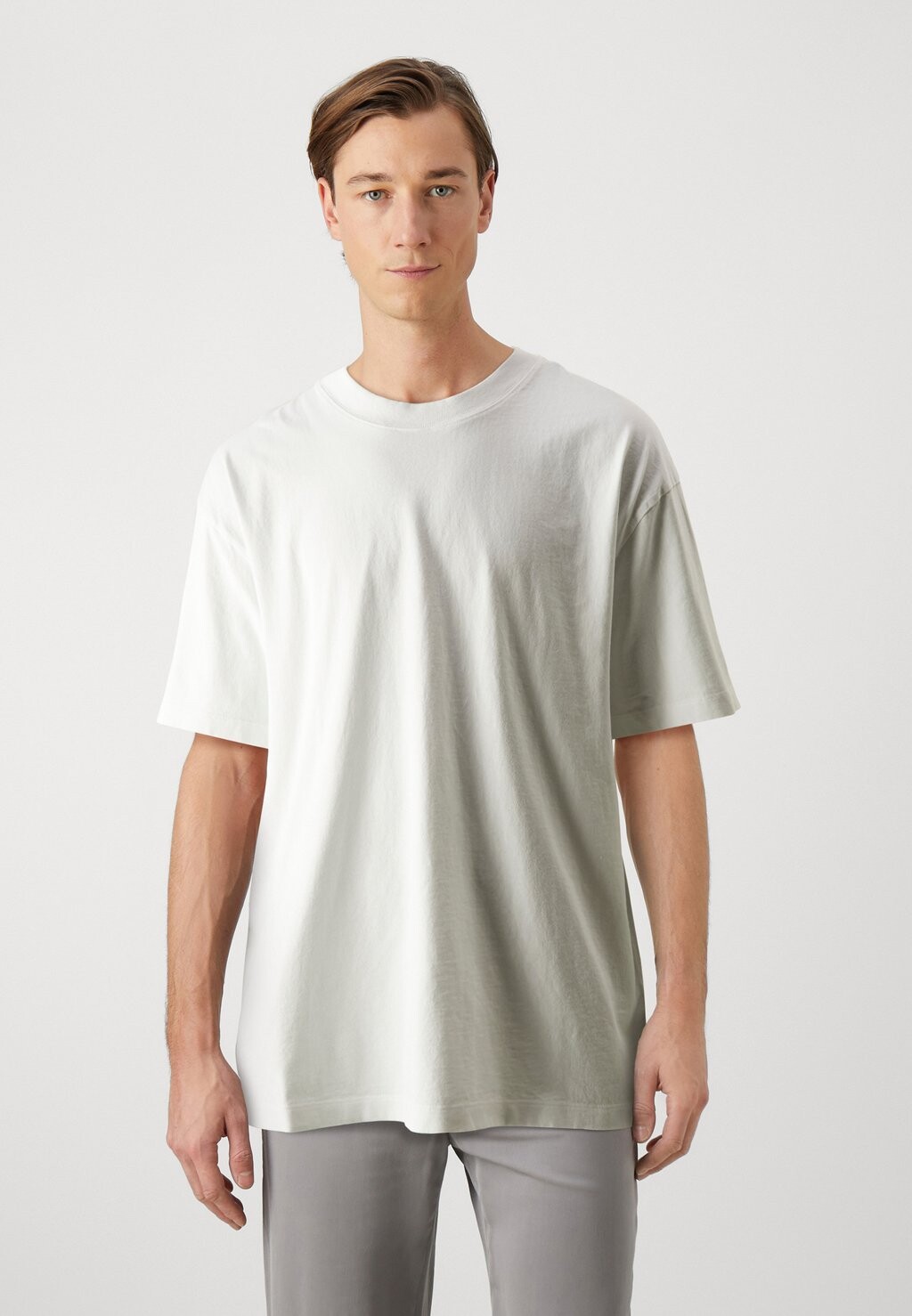 

Базовая футболка MONTANA CREW AllSaints, белый