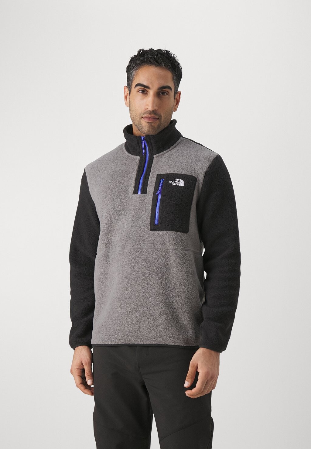 

Флисовая толстовка Yumiori ¼ Zip The North Face, цвет smoked grey/black