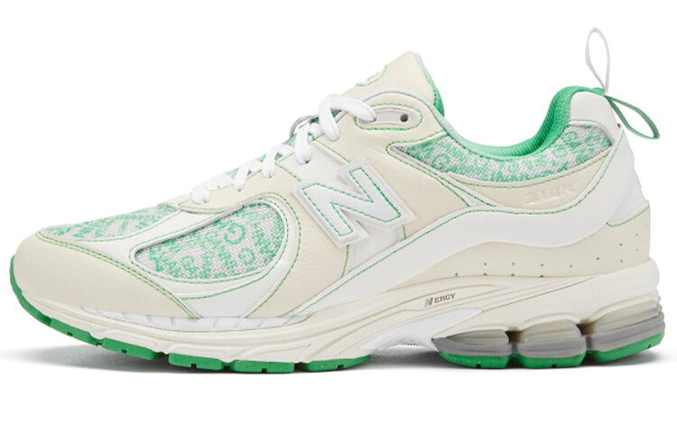 

Кроссовки унисекс New Balance 2002R, бежевый / зеленый