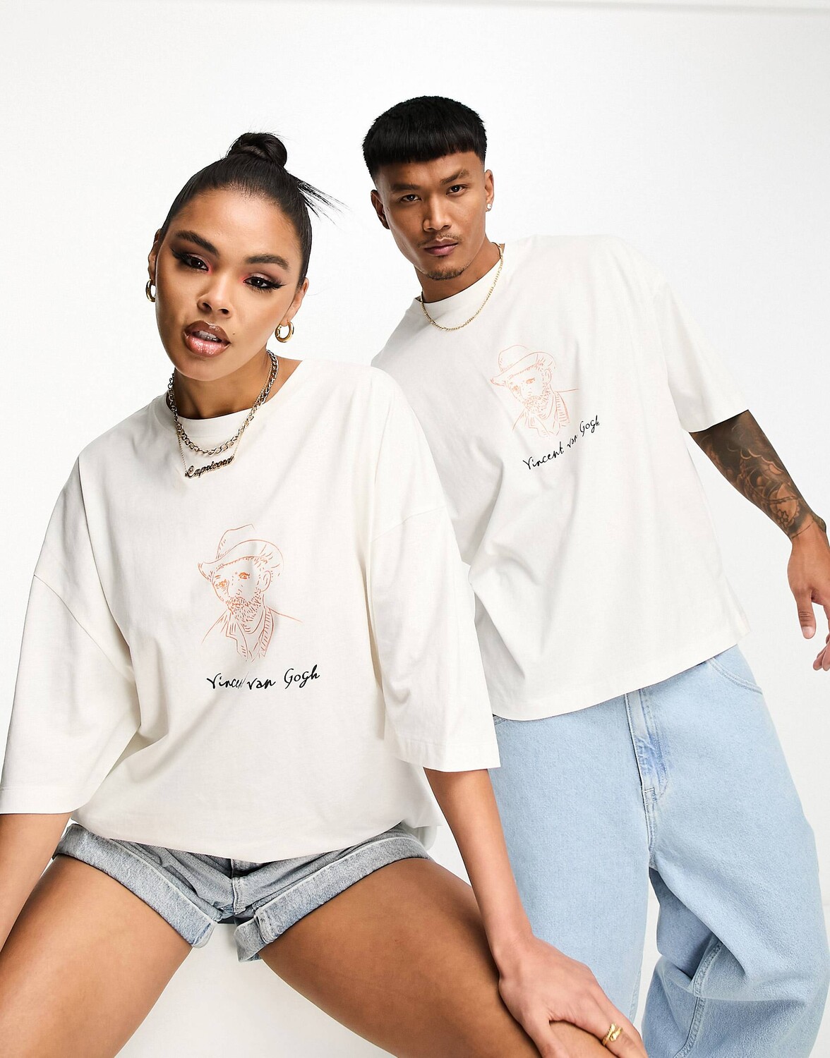 

Бежевая футболка свободного кроя унисекс с принтом Ван Гога ASOS DESIGN