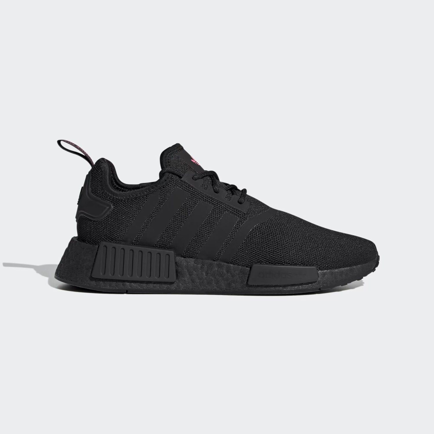 

Кроссовки NMD_R1 Primeblue Adidas, цвет Core Black/Core Black/Solar Pink