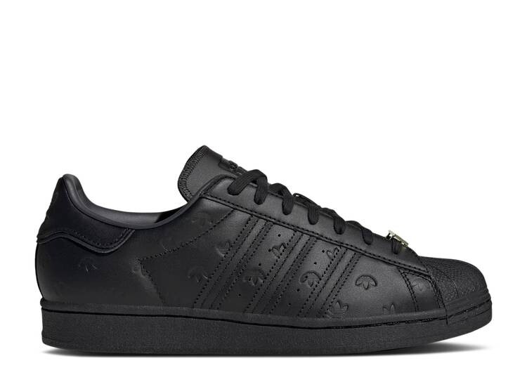 

Кроссовки Adidas SUPERSTAR 'ALLOVER DEBOSSED TREFOILS - BLACK', черный