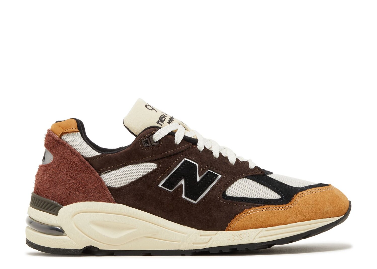 

Кроссовки New Balance Teddy Santis X 990V2 Made In Usa 'Black Tan', коричневый