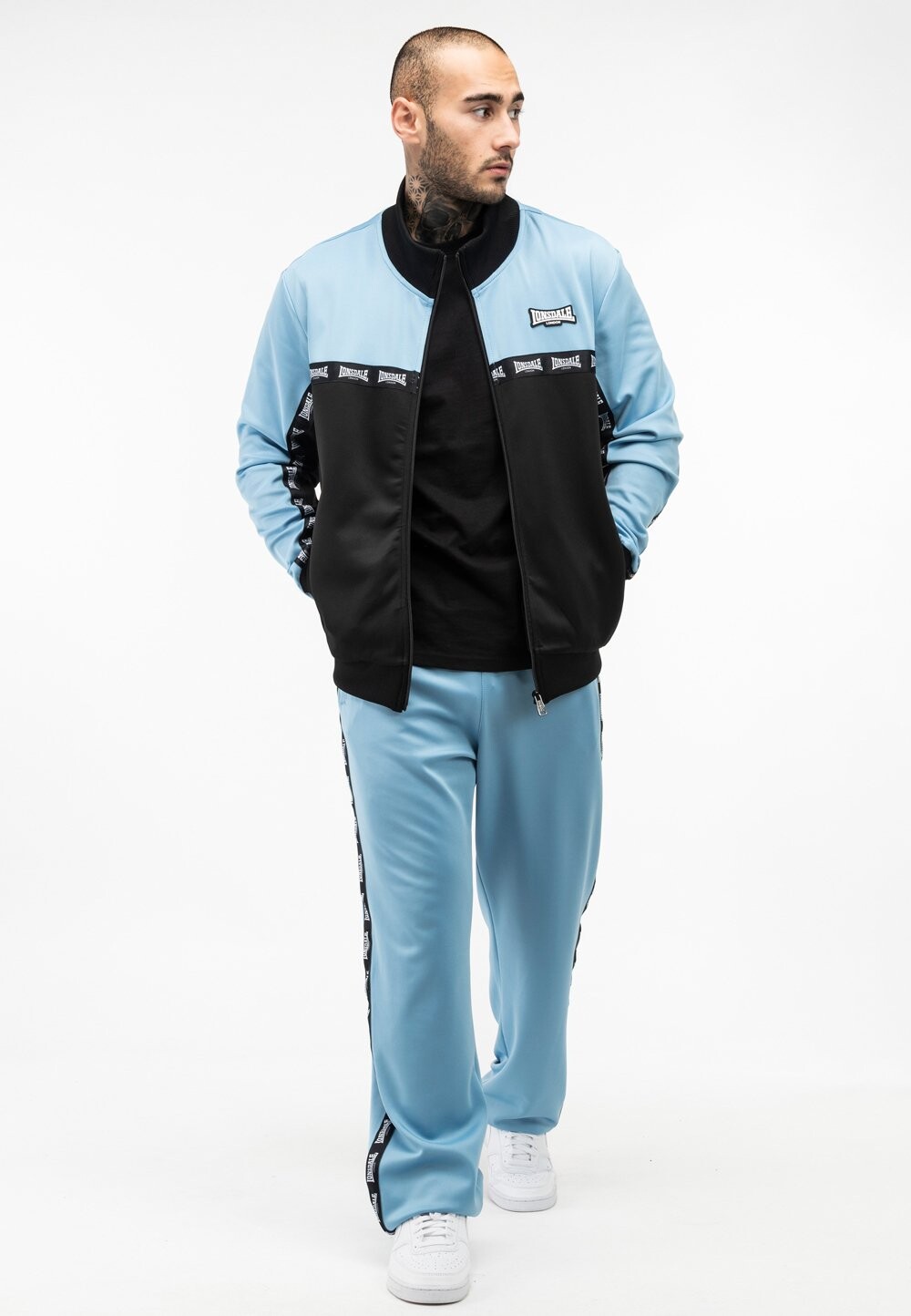 

Спортивный костюм WOODWICK Lonsdale, черный