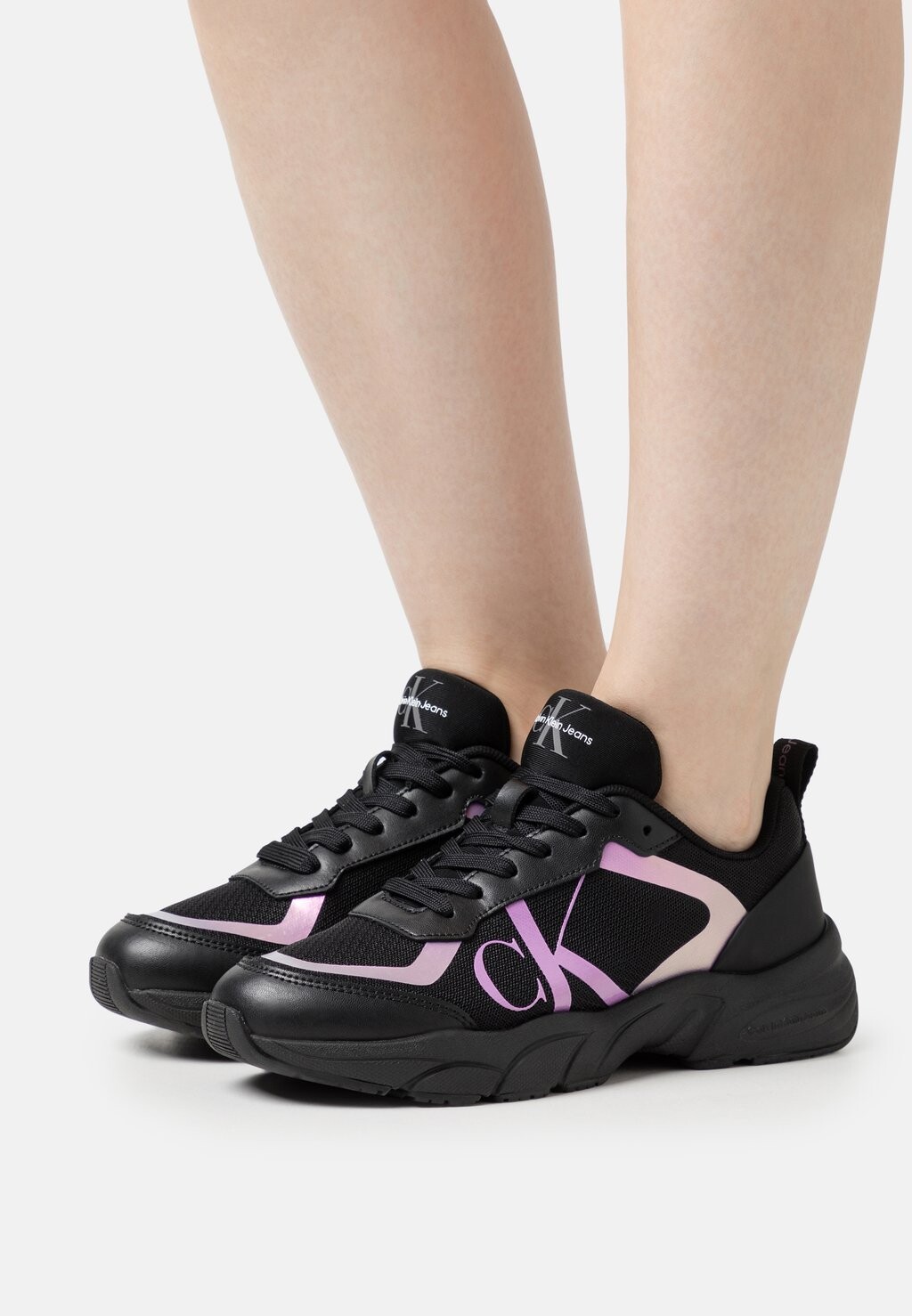

Кроссовки Calvin Klein Jeans Retro Tennis Hyper, черный / аметист