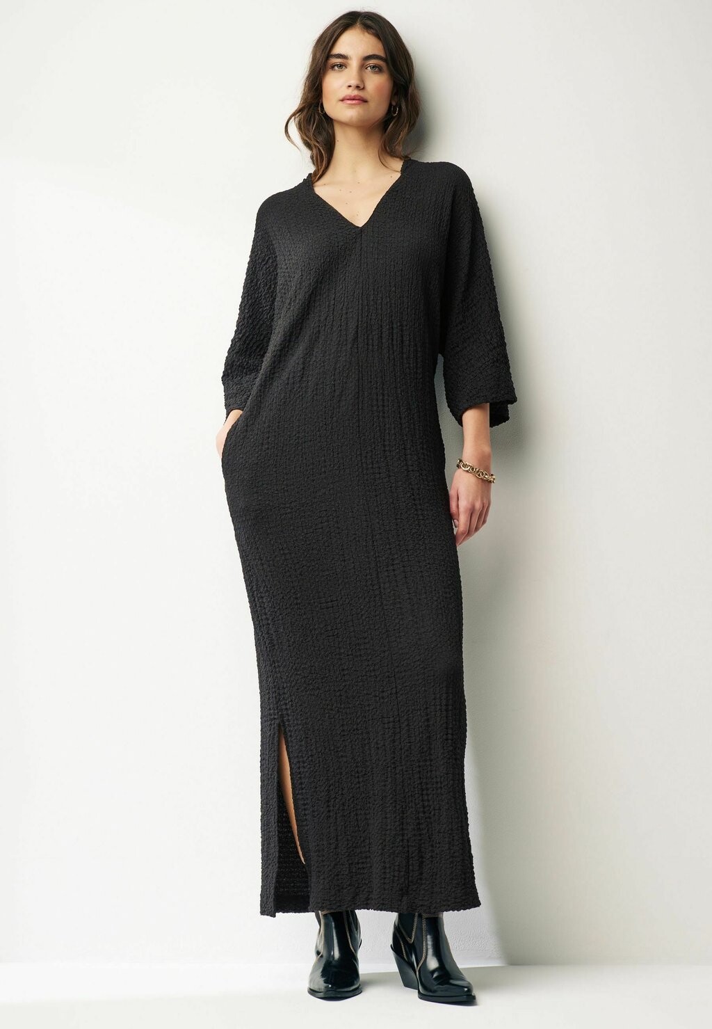 

Длинное платье V NECK TEXTURED Next, черный