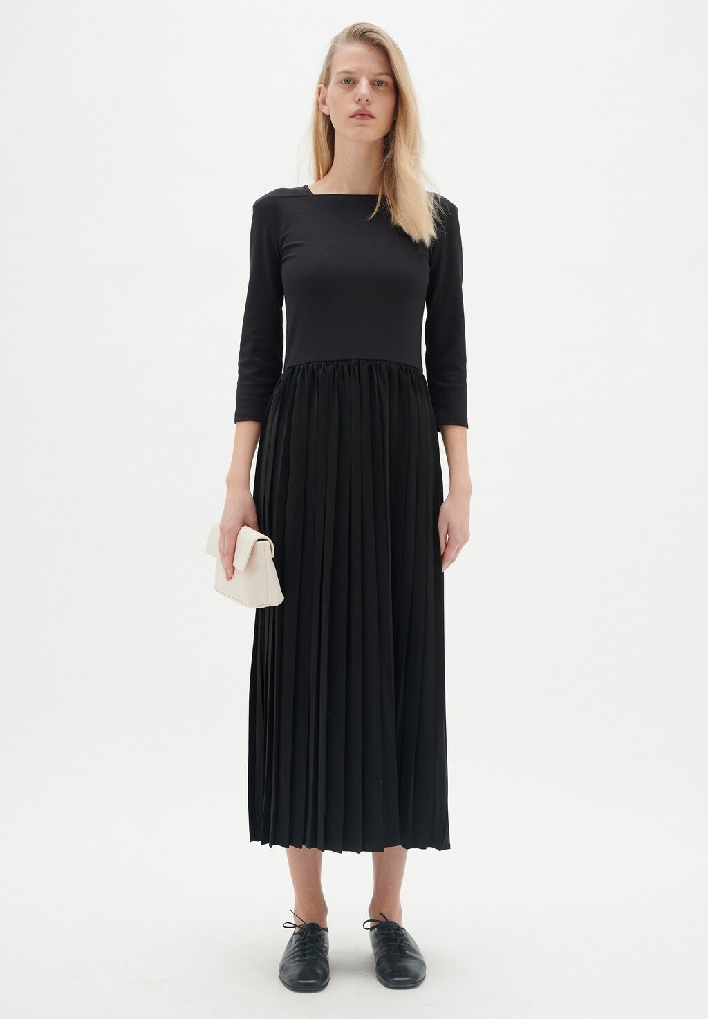 

Повседневное платье JUNOIW InWear, цвет black