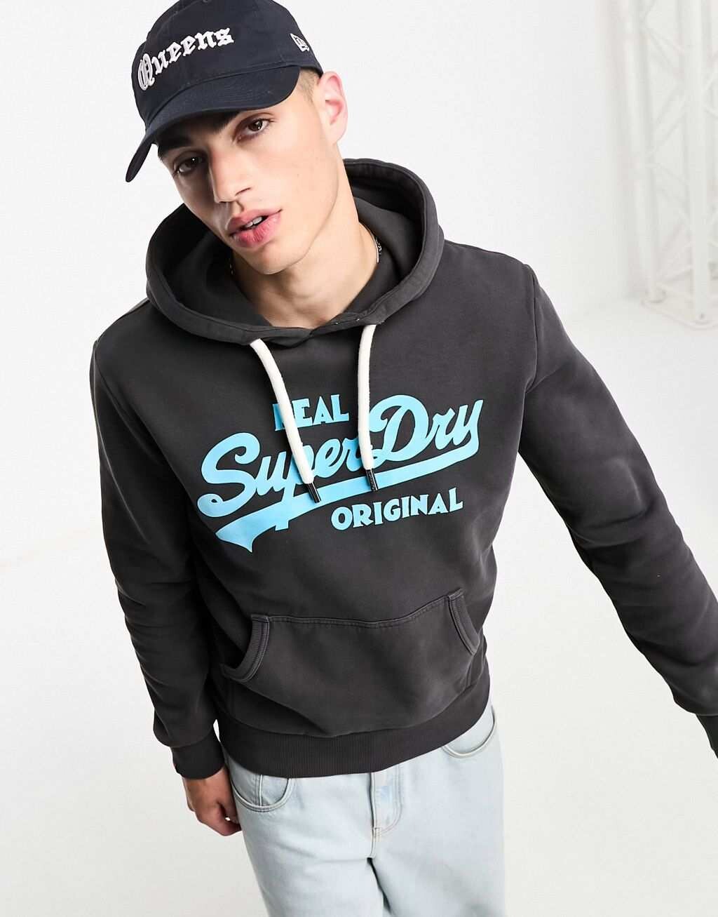 

Темно-серая толстовка с логотипом Superdry Vintage